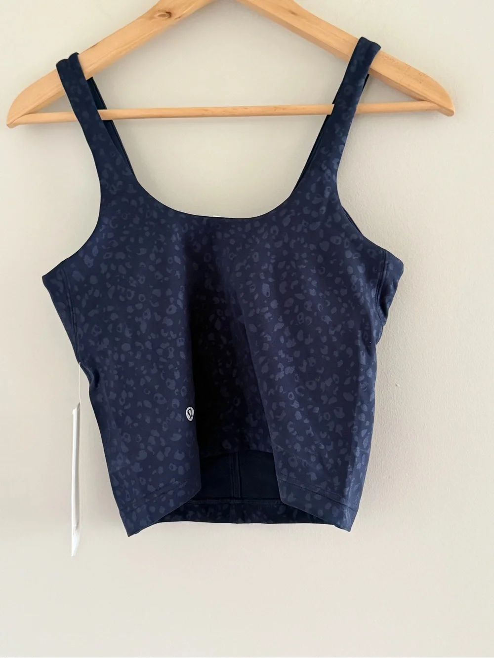 NWT Lululemon Glow Up Tank Womens Size 6 Navy Leopard Print Shelf Bra Top Gym
